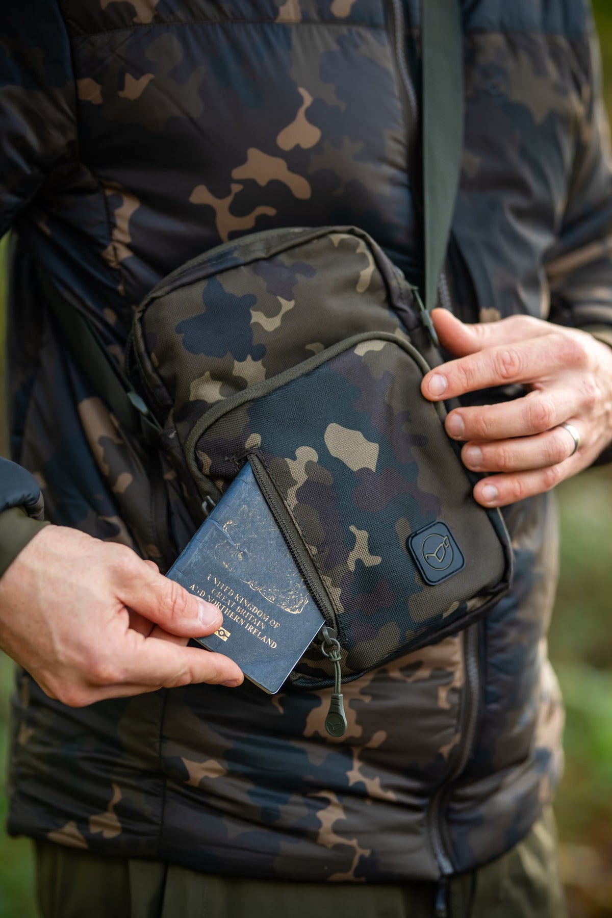 Korda Essentials Pouch Dark Kamo
