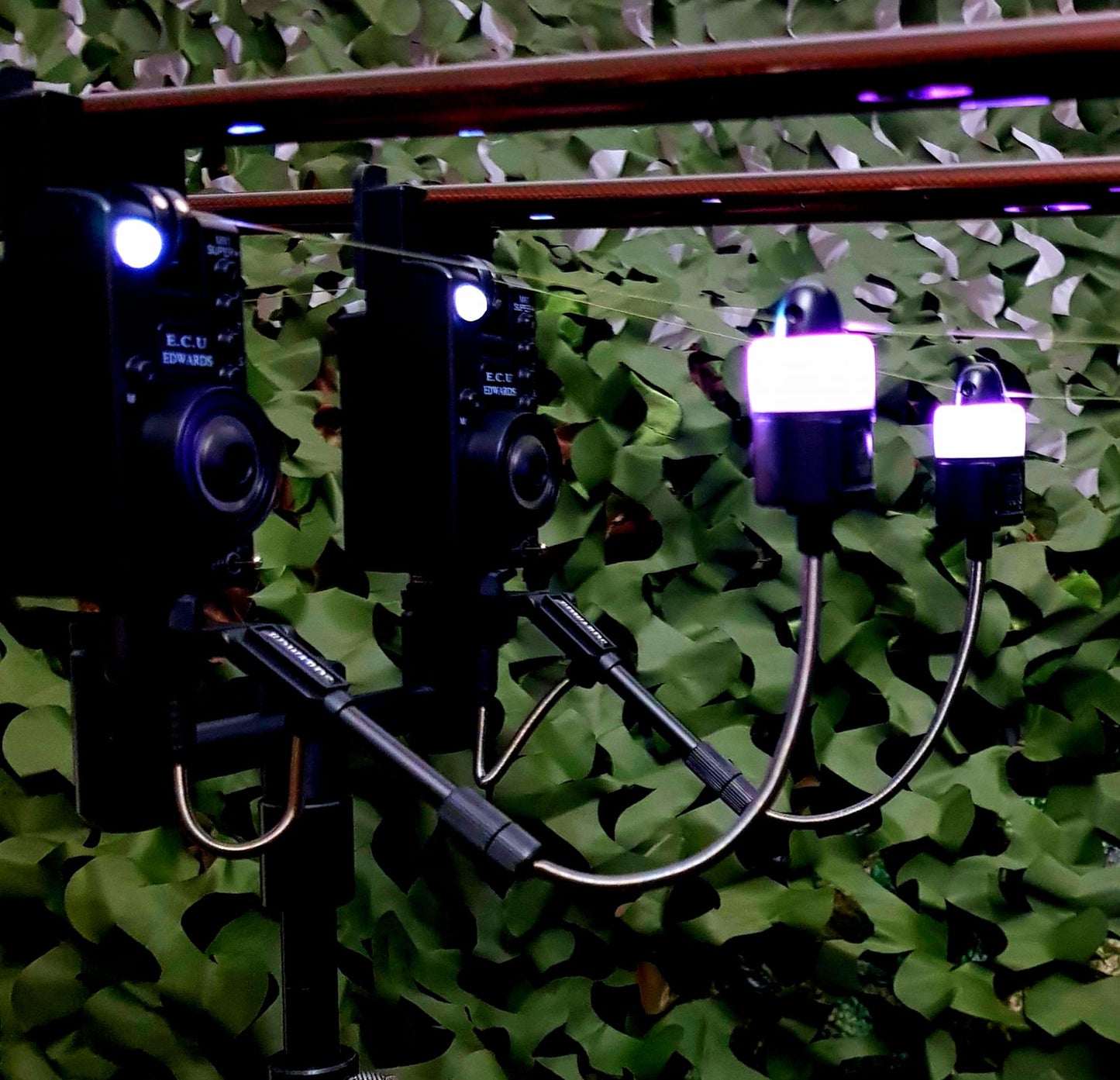ECU D2 Multi Hangers