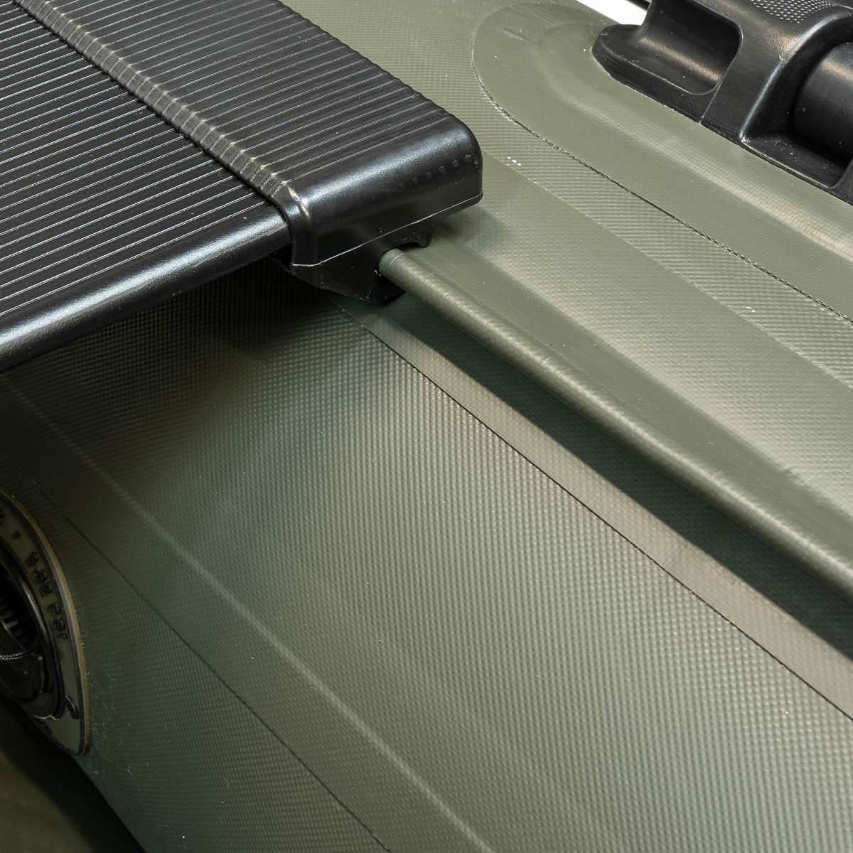 Raptor 400 X-Wide Air Deck