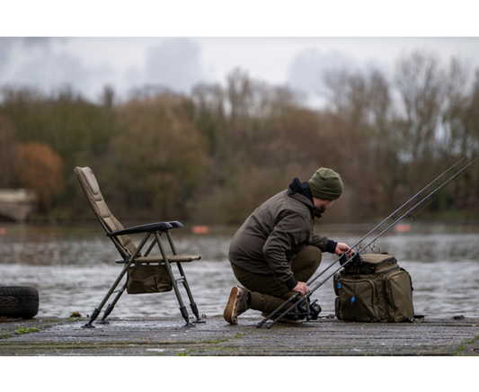 Avid Revolve X Armchair